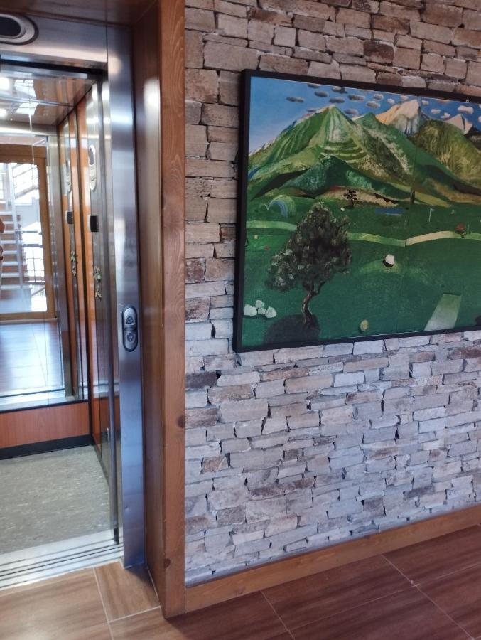 Pirin Golf - Nirvana, Studios&Spa ราซล็อก ภายนอก รูปภาพ