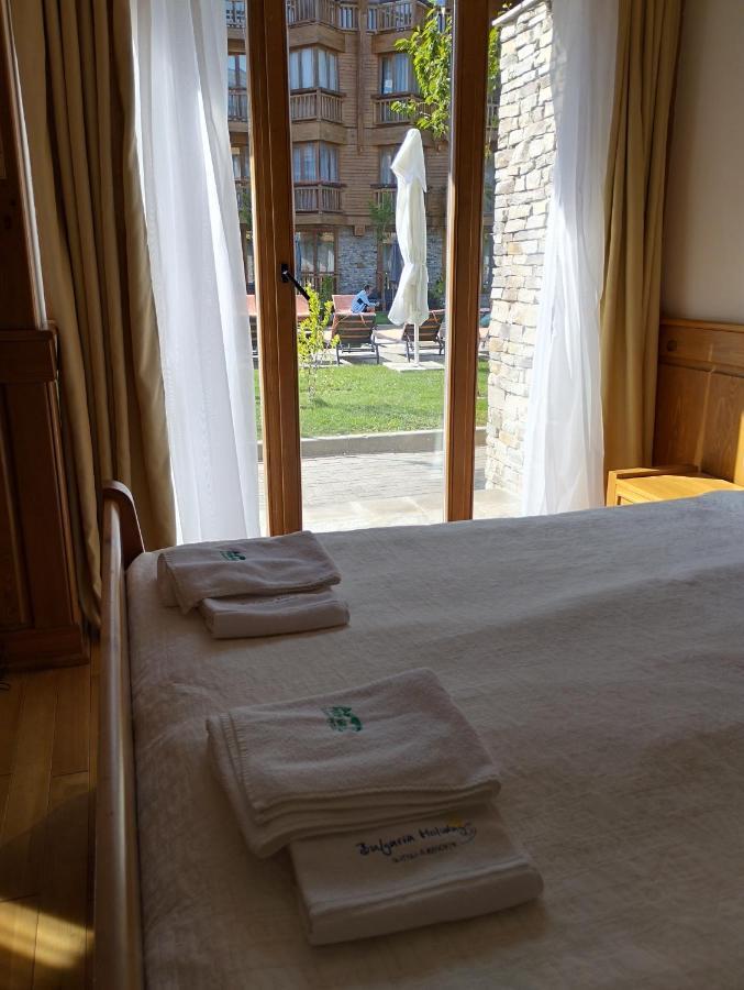 Pirin Golf - Nirvana, Studios&Spa ราซล็อก ภายนอก รูปภาพ
